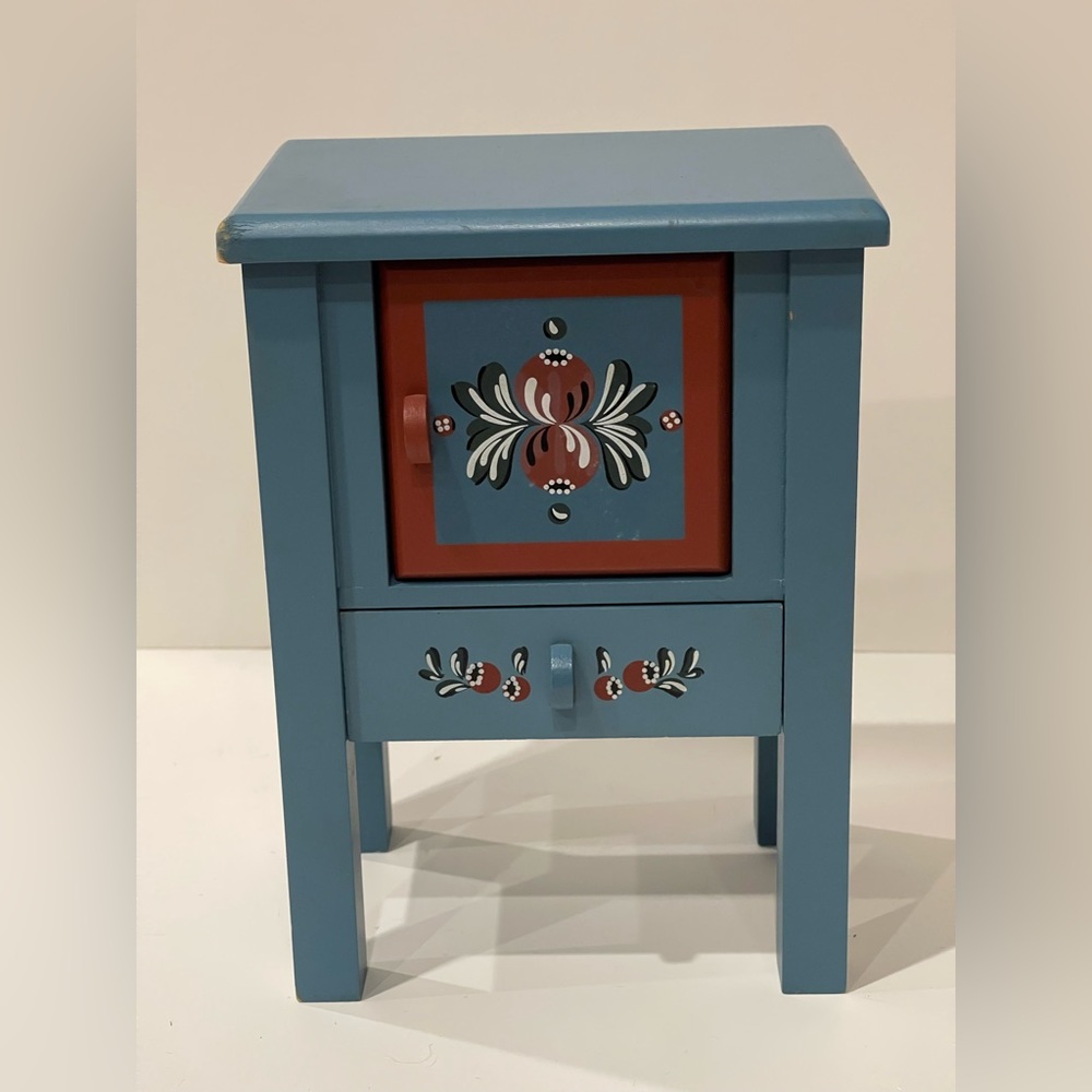American girl doll historical pleasant company Kirsten’s night stand wash stand